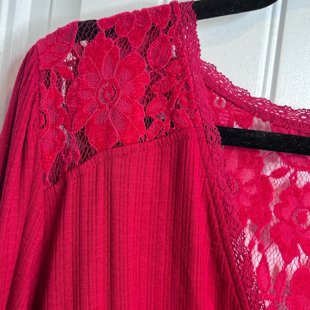 Torrid Texture Jersey Lace Yoke Surplice Long Sleeve Babydoll Top. Size 3. NWT. - Picture 9 of 13
